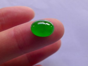 ろうかん翡翠ルース