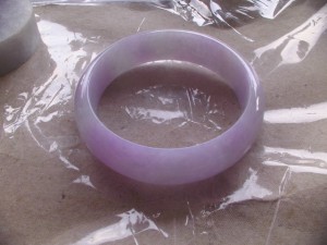 翡翠バングル