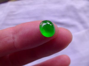 ろうかん翡翠ルース