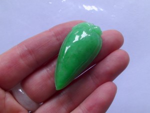 翡翠カービング