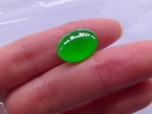 ろうかん翡翠ルース