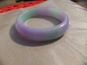 ラベンダー翡翠バングル