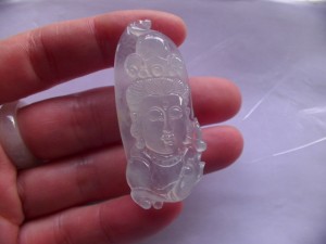 氷翡翠カービング