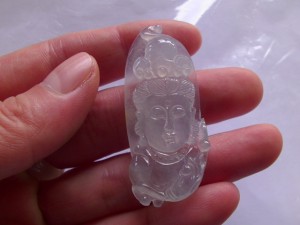 氷翡翠カービング