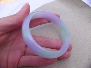 翡翠バングル