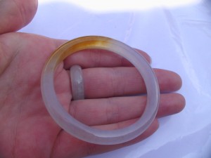 氷翡翠バングル