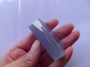 ラベンダー翡翠原石