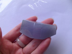 ラベンダー翡翠原石
