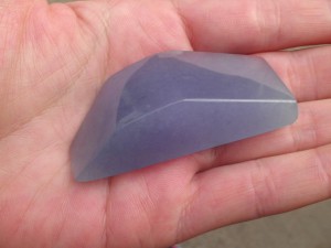 ラベンダー翡翠原石