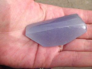 ラベンダー翡翠原石