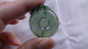 翡翠カービング（彫刻）