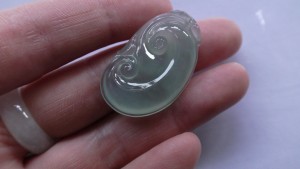 氷翡翠カービング