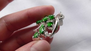 翡翠ペンダント