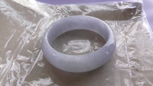 ラベンダー翡翠バングル