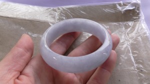 ラベンダー翡翠バングル