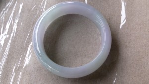 ラベンダー翡翠バングル