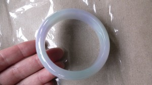 ラベンダー翡翠バングル
