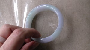 ラベンダー翡翠バングル