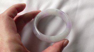 ラベンダー翡翠バングル
