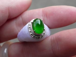 ろうかん翡翠ルース