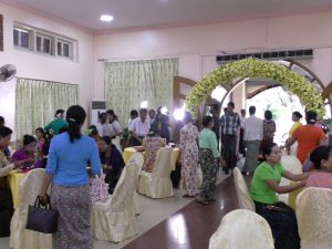 ミャンマーの結婚披露宴