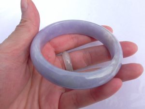 ラベンダー翡翠バングル