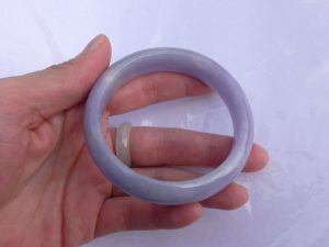 ラベンダー翡翠バングル