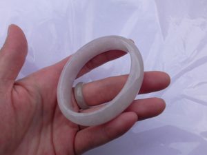 ラベンダー翡翠バングル