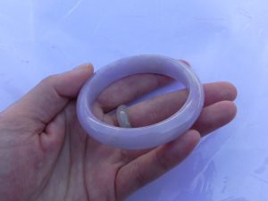 ラベンダー翡翠バングル