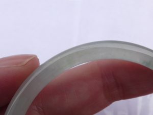 氷翡翠バングル