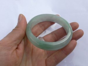 氷翡翠（ヒスイ）バングル　わかな