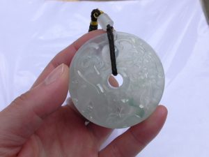 翡翠カービング（彫刻品）