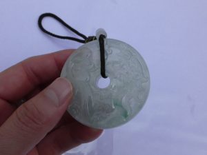 翡翠カービング（彫刻品）