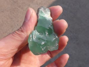 氷翡翠原石