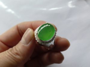 ろうかん翡翠（ひすい）ルース