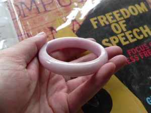 ラベンダー翡翠（ヒスイ）バングル