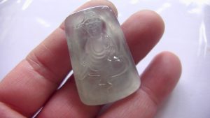 氷翡翠（ヒスイ）カービング