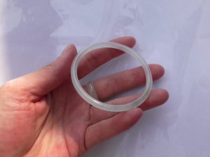 氷翡翠（ヒスイ）プリンセスバングル