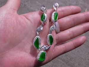 ろうかん翡翠ネックレス