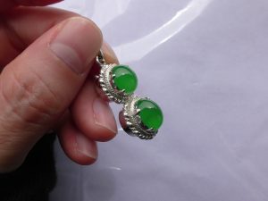 翡翠（ヒスイ）ペンダント