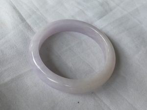 ラベンダー翡翠バングル