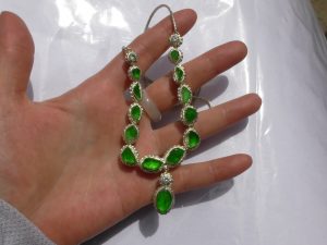 ろうかん翡翠ネックレス