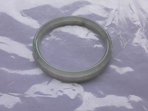 氷翡翠（ヒスイ）バングル