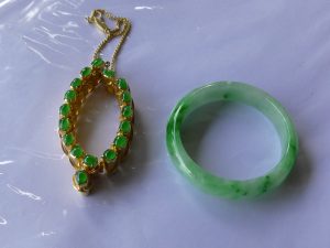 ろうかん翡翠ルース