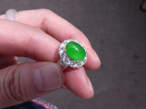 ろうかん翡翠リング