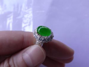 ろうかん翡翠リング