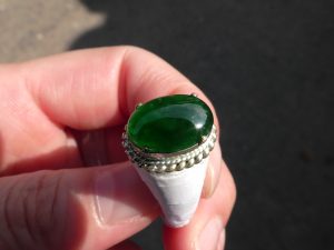 ロウカン翡翠（ヒスイ）ルース