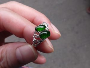 ろうかん翡翠リング