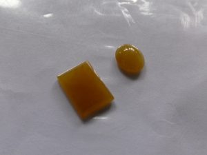 黄翡翠ペアルース