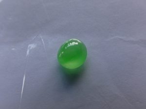 蛍光翡翠ルース